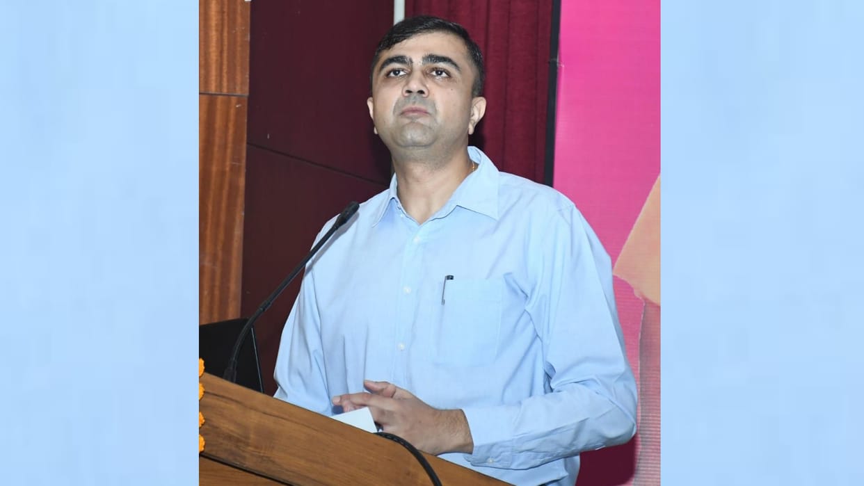 Action will be taken against IAS Abhishek Prakash.
