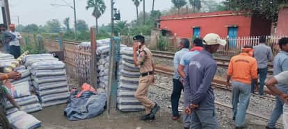 young man died after being hit by train chaos erupted among family members upon identification
