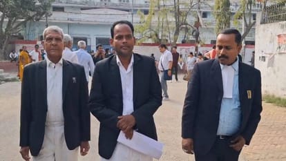 Bihar News Complaint filed against CM Nitish Kumar for disrespecting national anthem next hearing on March 28