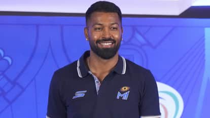 Hardik Pandya Trade Explainer: CSK, KKR Show Interest; Mumbai Indians Yet to Decide on Star All-Rounder Future