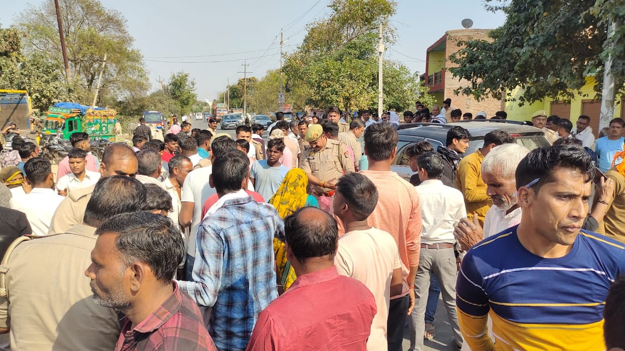 Dumper trampled bike rider woman died on spot two injured angry villagers created ruckus