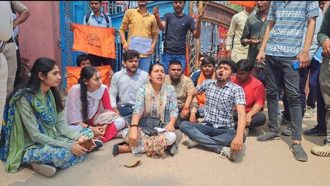 Chhatarpur News: Ruckus over Mother Sita and Lord Ram, Vice Chancellor said I take back my words