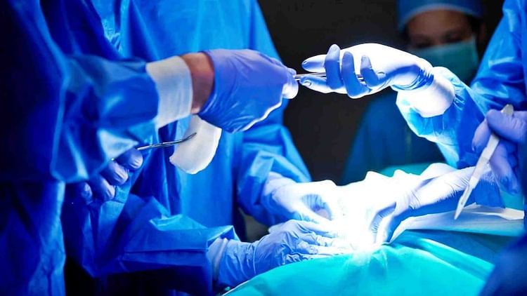 Doctors Removed A 10.6 Kg Tumor From The Stomach Of A Woman At Safdarjung Hospital – Amar Ujala Hindi News Live
