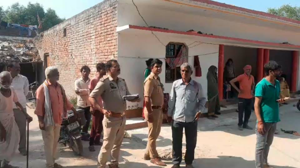 Two parties came face to face in land dispute in Gonda young man died due to grenade throwing