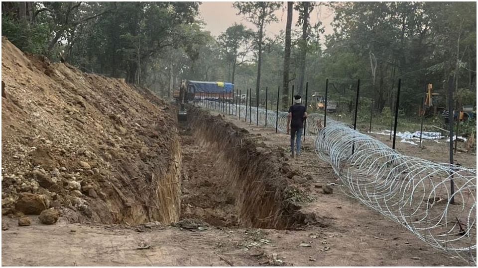Naxal: 375 दिन में नक्सलवाद खत्म; शाह की गारंटी को पूरा करने में जुटे सशस्त्र बल, अब सरेंडर या गोली ही विकल्प Naxalism will end in 375 days forces are busy in fulfilling Amit Shah guarantee option is surrender or bullet