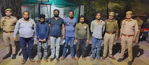 Arms smuggler gang: Hundreds of cartridges were bought from Asif's two licensed weapons big revelation