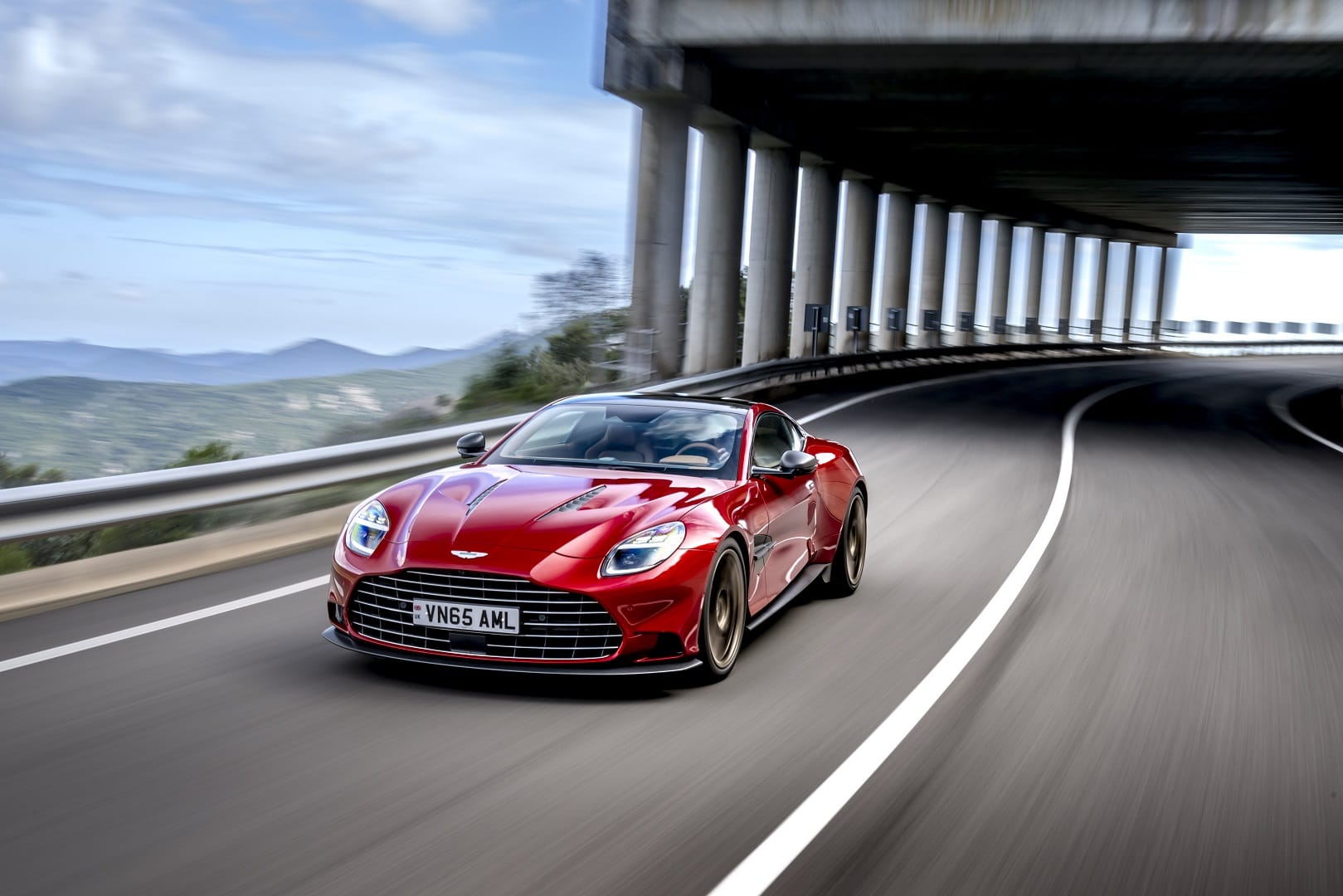 India UK FTA Luxury Cars Tariffs India to slash duties on automobiles in premium segment Claims Report