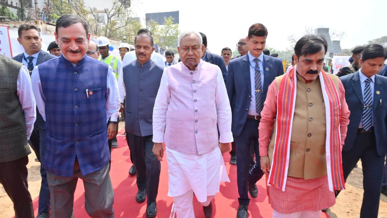 Bihar News : CM Nitish Kumar inaugurated Bihar Diwas 2025 event in Gandhi Maidan patna book festival