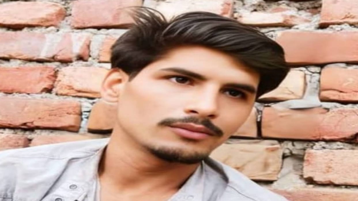 Bihar News man returning from his in-laws house died in road accident two young children lost their father
