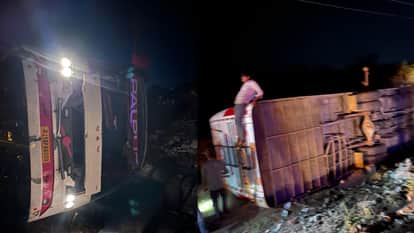 The bus going from Jaipur to Ahmedabad lost control and overturned in a ditch