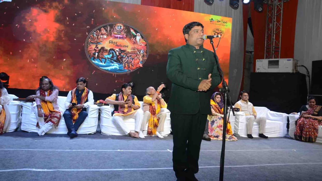 Bithoor Festival: audience applauded the poets' style of expression
