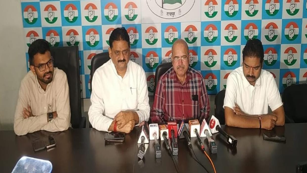 'CBI should investigate CGMSC scam': CG Congress Medical Cell President Dr. Rakesh Gupta demanded