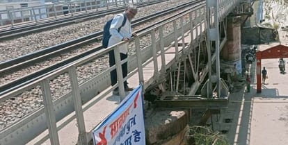 Train operations halted 1500 small business people in trouble MST holders resort to car sharing