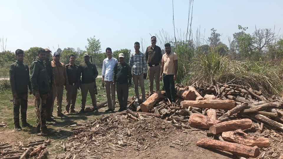 a fire broke out in suspicious circumstances in the hill After the raid in bazpur