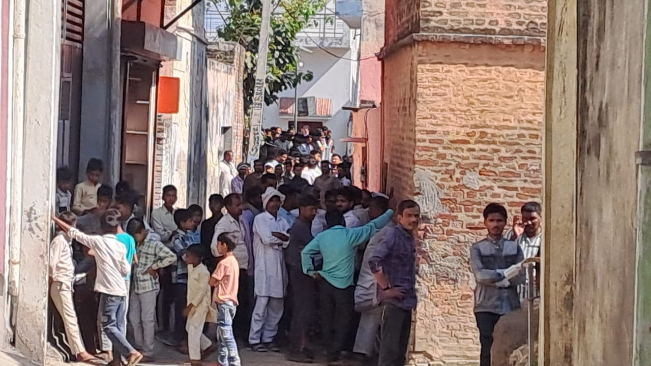 Murder in Saharanpur: BJP leader opened the door and came out and said- I shot them all