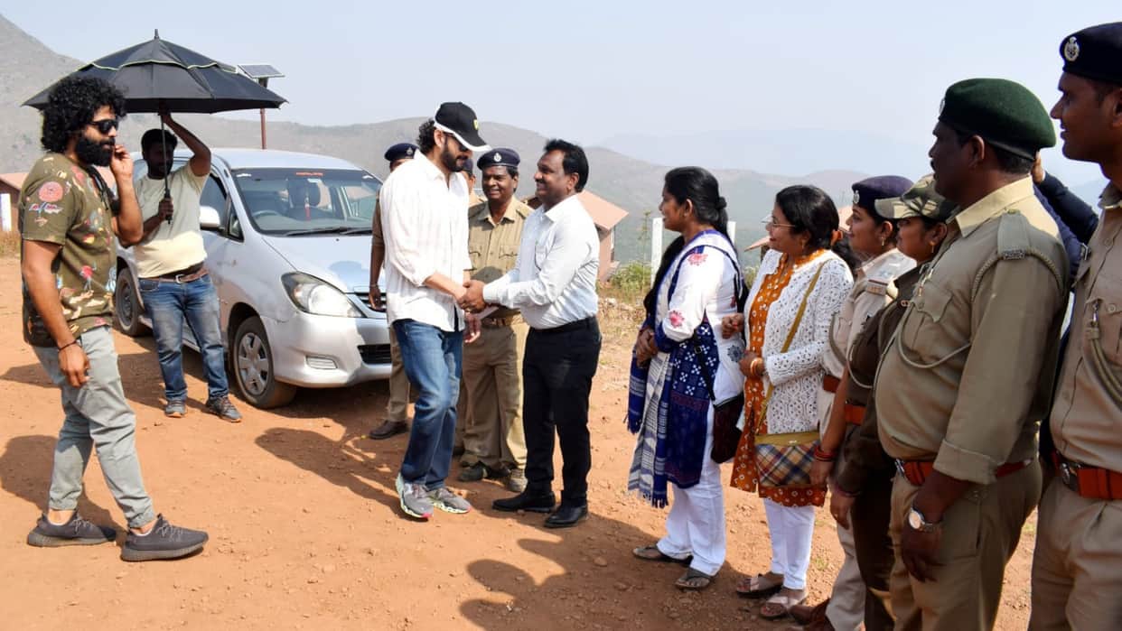 SSMB 29 Mahesh Babu S S Rajamouli Plant Trees Pictures Go Viral