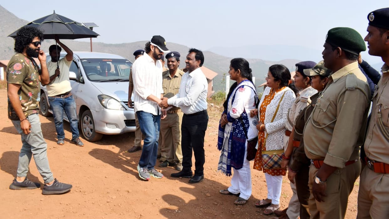 SSMB 29 Mahesh Babu S S Rajamouli Plant Trees Pictures Go Viral