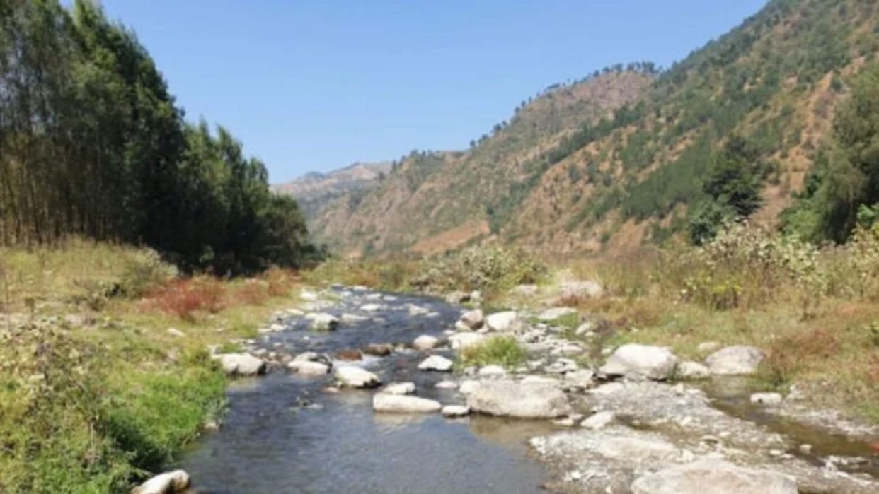 Shimla Qualag drinking water scheme closed for 11 years turned into ruins Sewage diversion scheme also failed