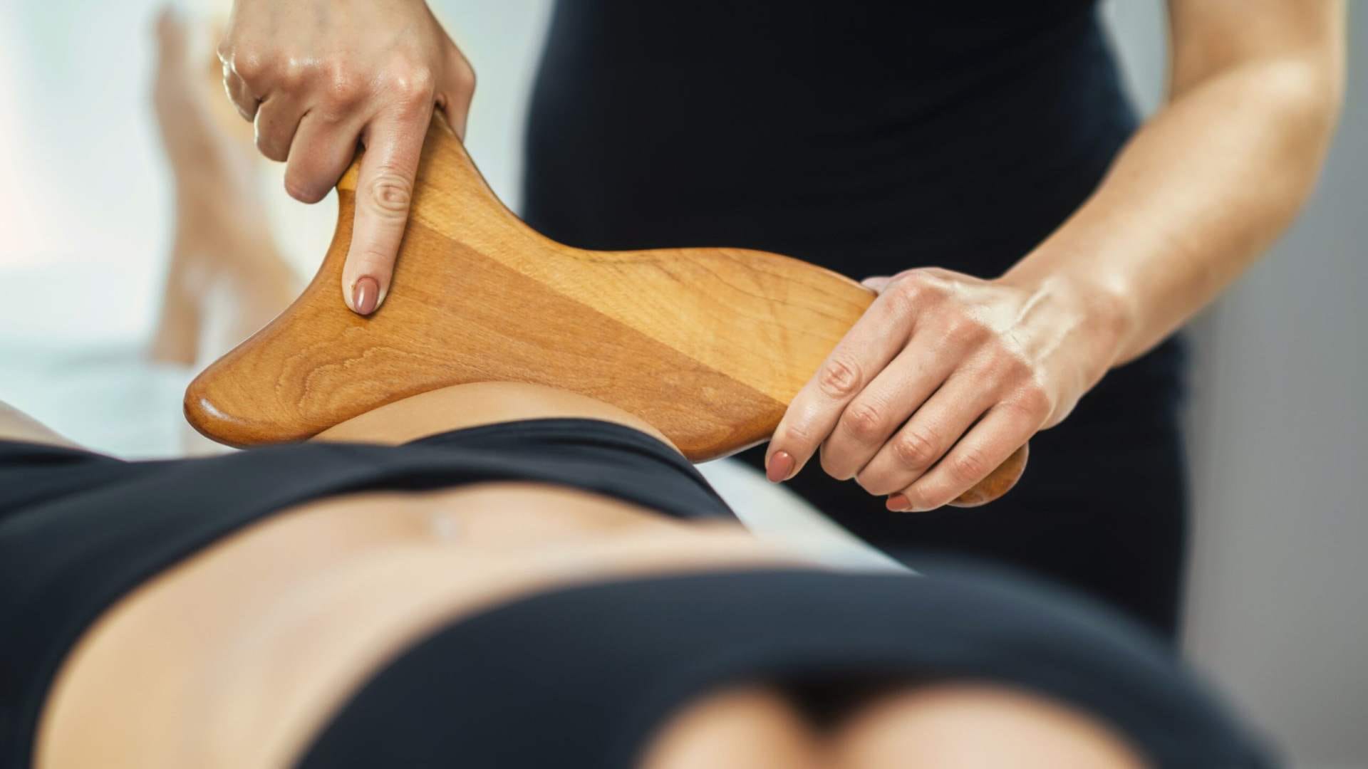 Country Uses Knives Instead of Hands for Massage Know About Ancient Origin Facts in Hindi