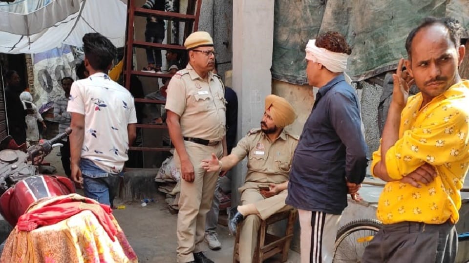 One person died in stone pelting and stabbing after a fight between children in JJ Colony of Wazirpur, Delhi