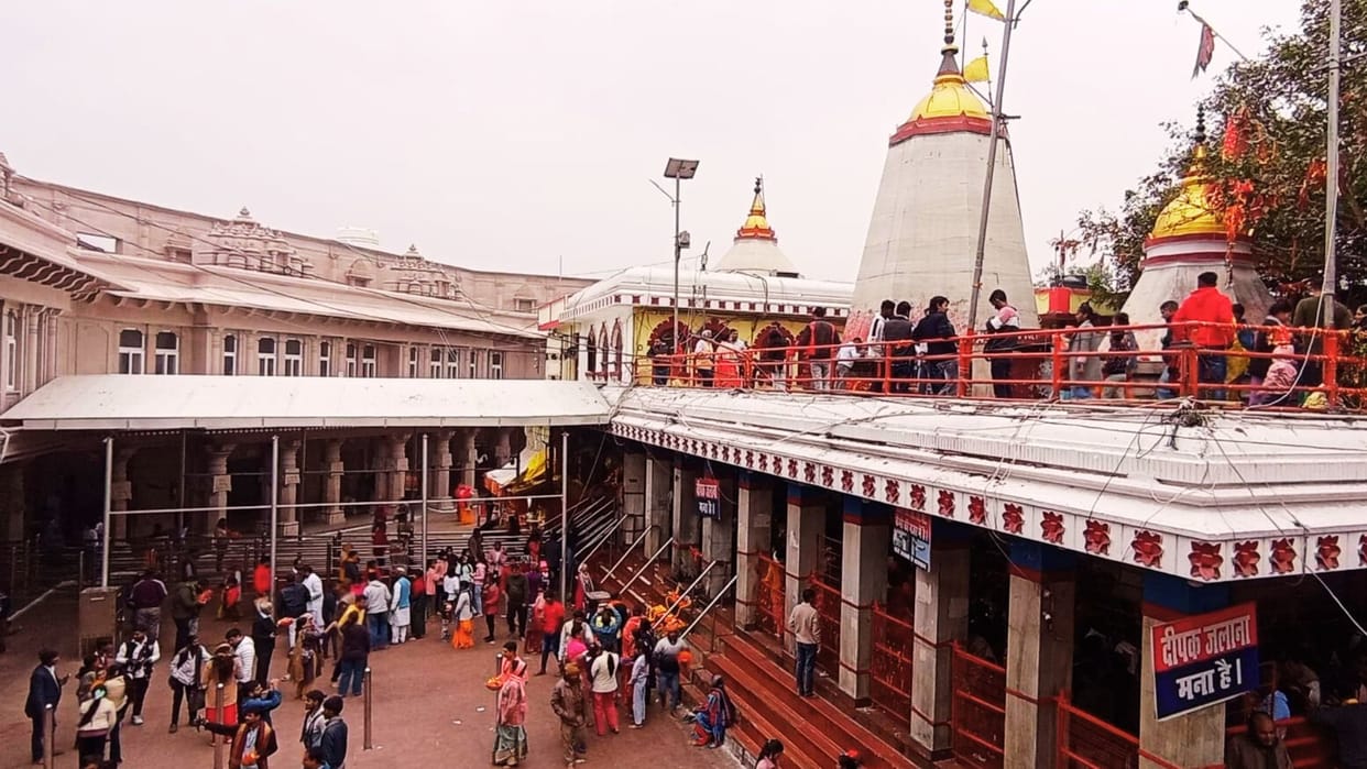 There will be a ban on touching the darshan of Maa Vindhyavasini during Navratri