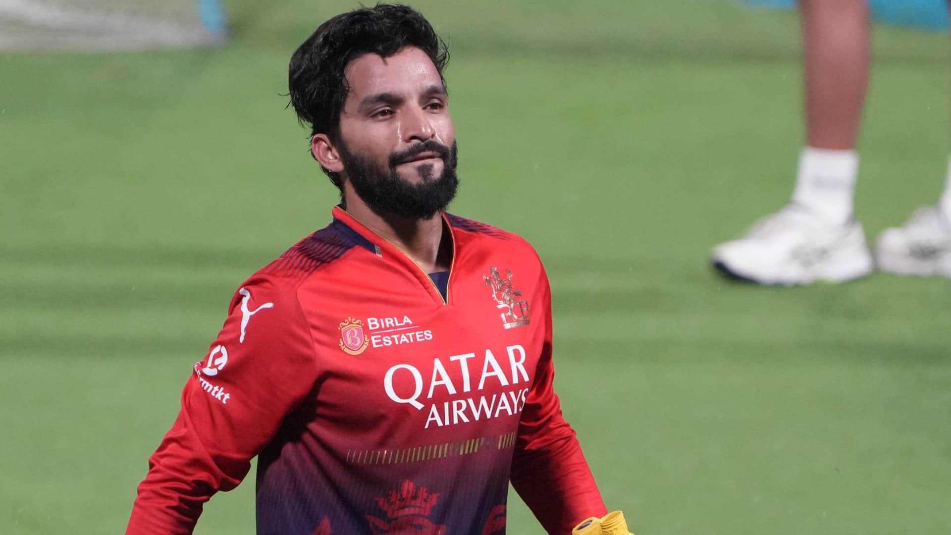 IPL 2025 RCB Domination Key Players Phil Salt Virat Kohli Opening Partnership to Josh Hazlewood Wickets