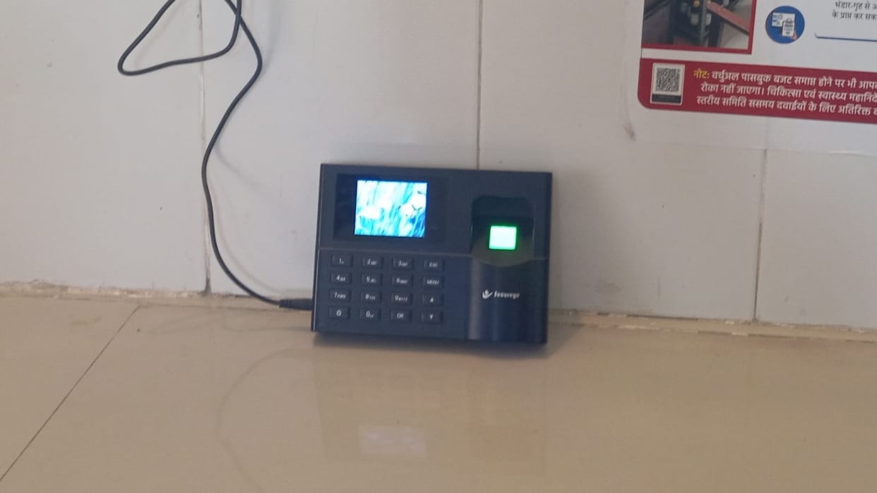 Doctors and nurses are registering other workers marking attendance digitally in hundred bed hospital