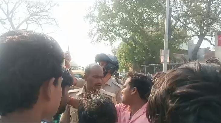 Dumper crushes bicycle bike and auto four people injured condition of young man is critical referred