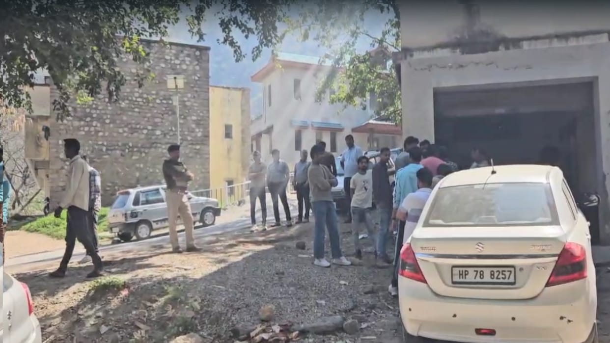 laborer died after falling from a pillar of a railway line under construction in bilaspur