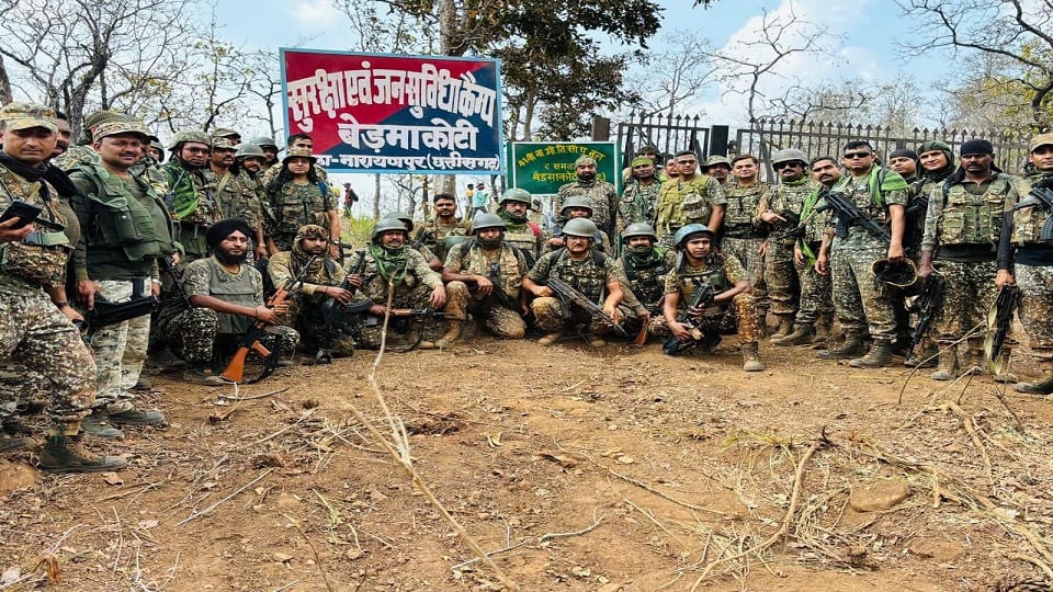 बेडमाकोटी में स्थापित नया कैंप