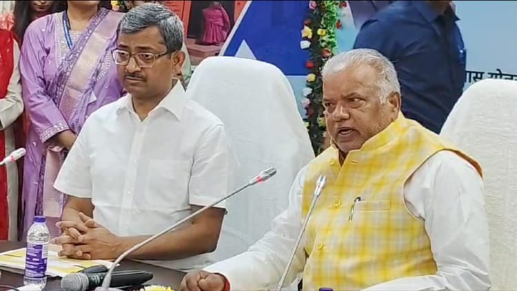 Bihar News: निजी वाहन को कमर्शियल में बदलना हुआ 'सुपर ईजी', परिवहन विभाग की नई स्कीम लागू