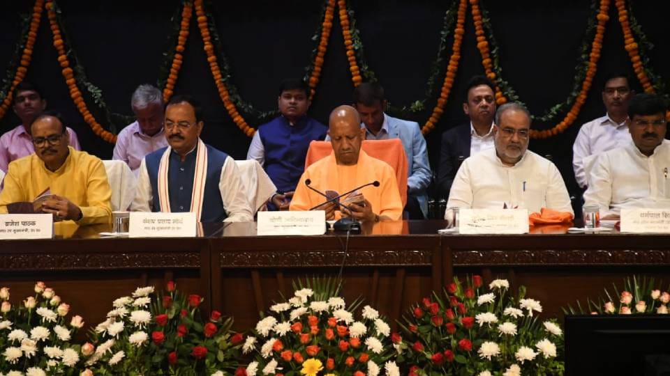 CM Yogi counted achievements On completion of eight years of government in UP read 10 big things of CM yogi