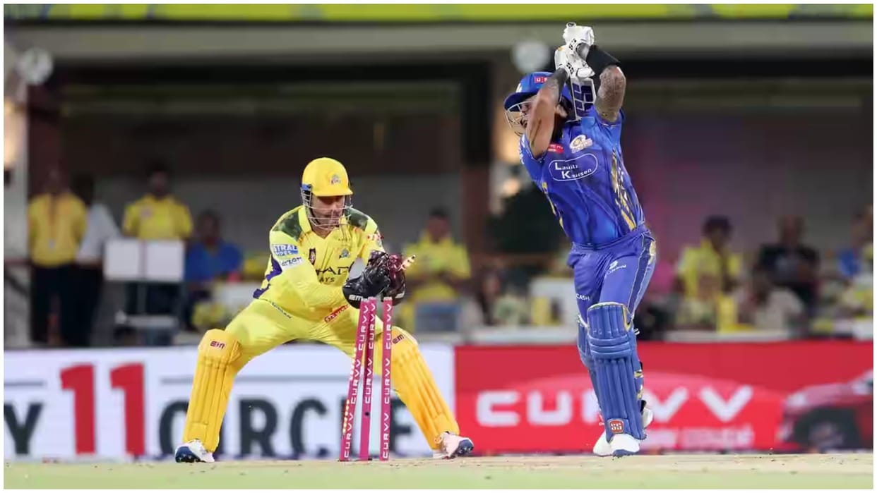 IPL 2025: Matthew Hayden stunned to see lightning speed of 43-year-old MS Dhoni, stumped Surya Kumar in second
