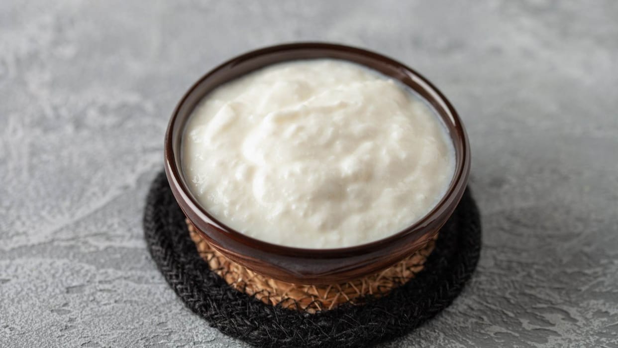 Should you eat curd in monsoon or not Know its effect on health during rainy season