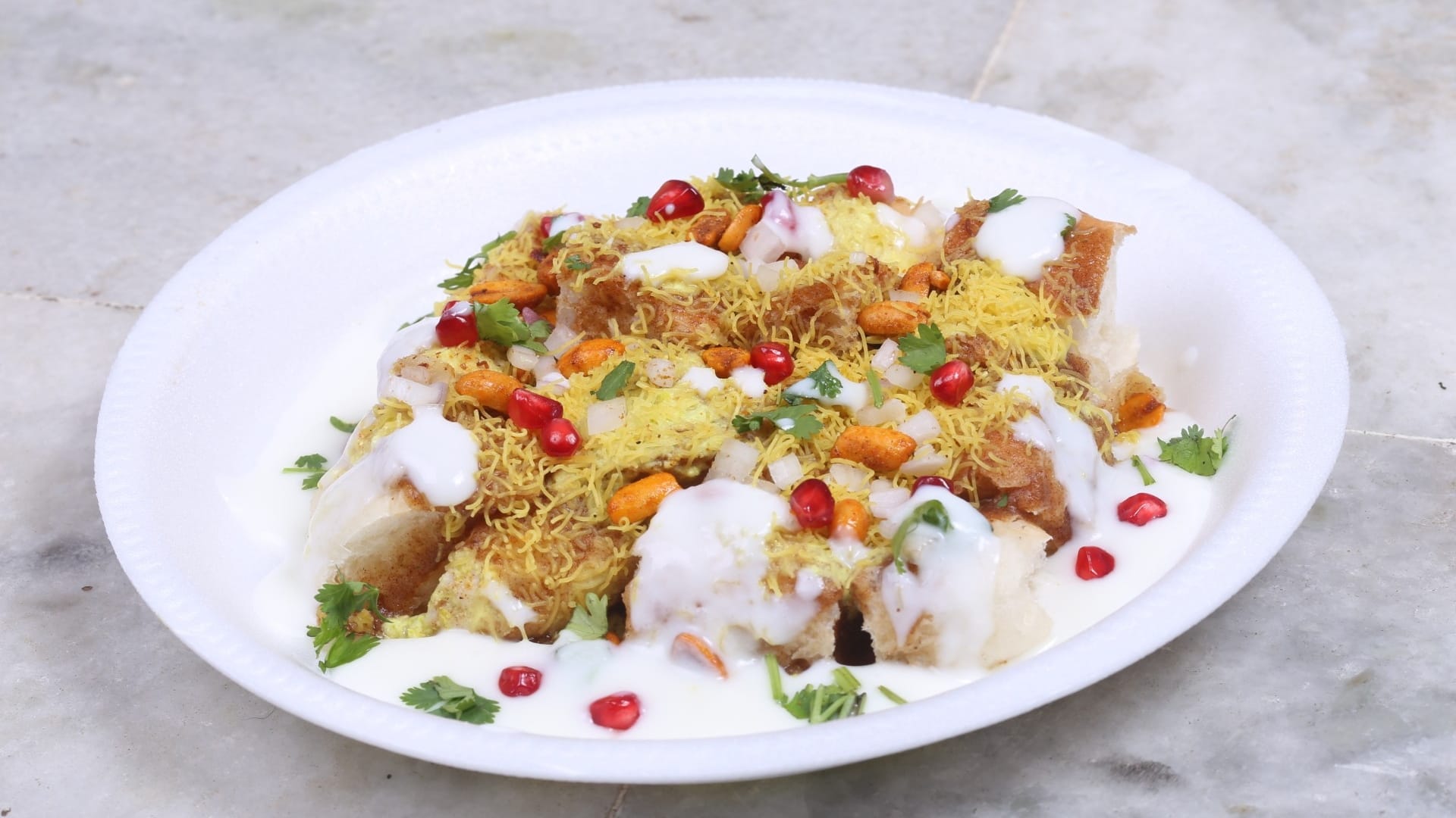 Eid 2025 simple recipe made with curd in hindi dahi se kya kya ban sakta hai
