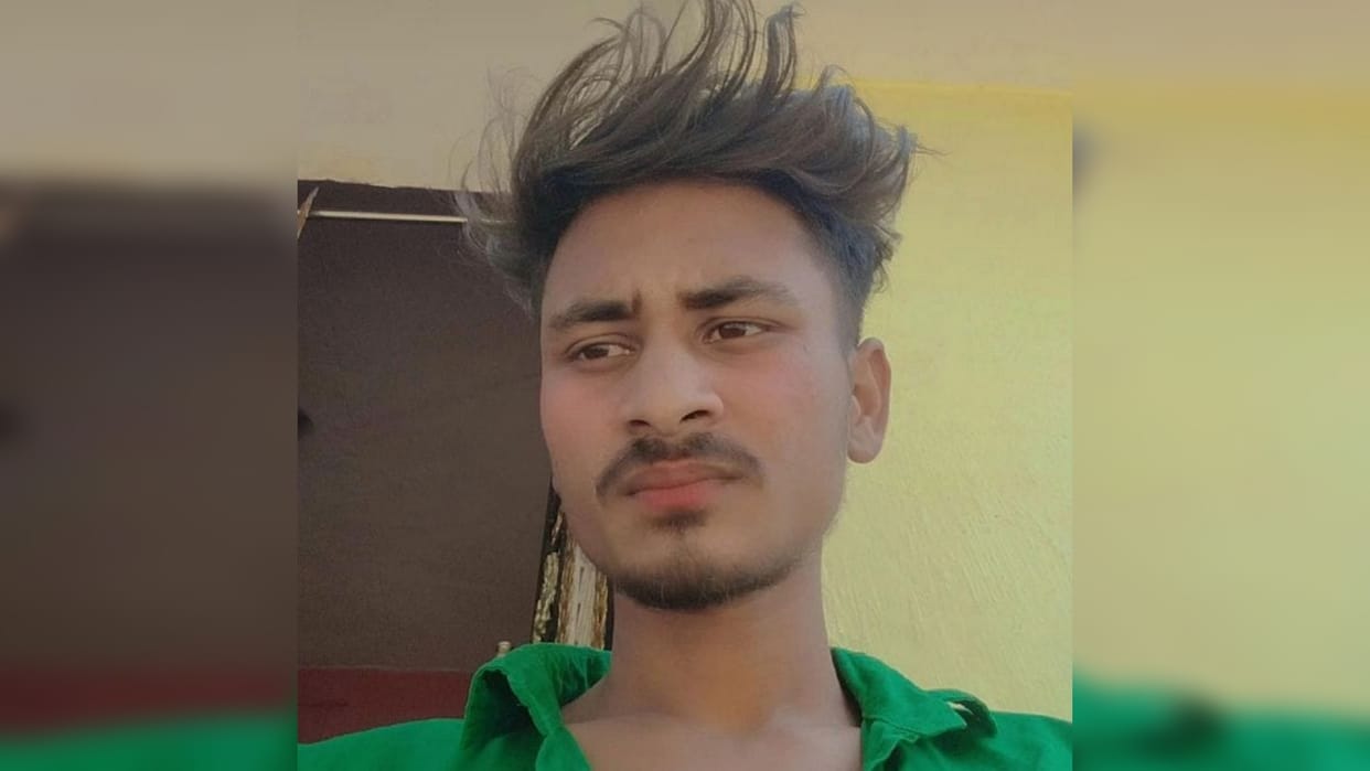 Gopalganj News: Young man injured in stabbing died during treatment, two others admitted in Gorakhpur