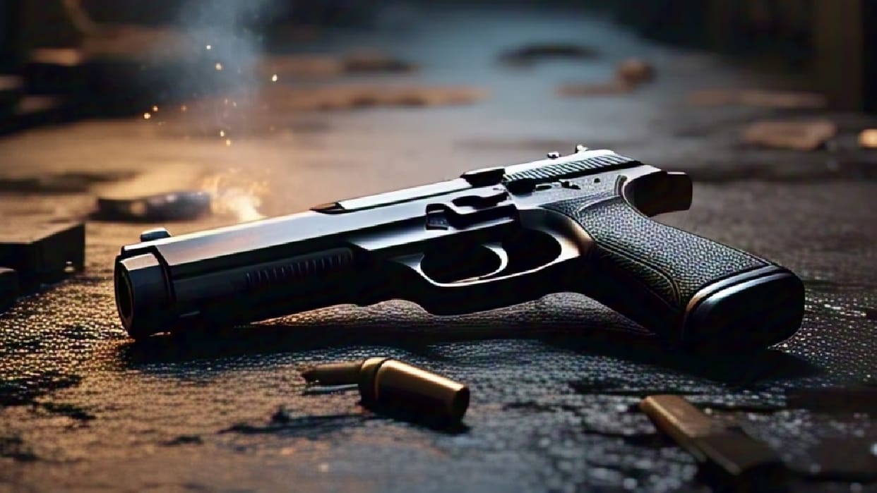 Govt school 12th class student take gun in his bag in Ferozepur police interrogating him