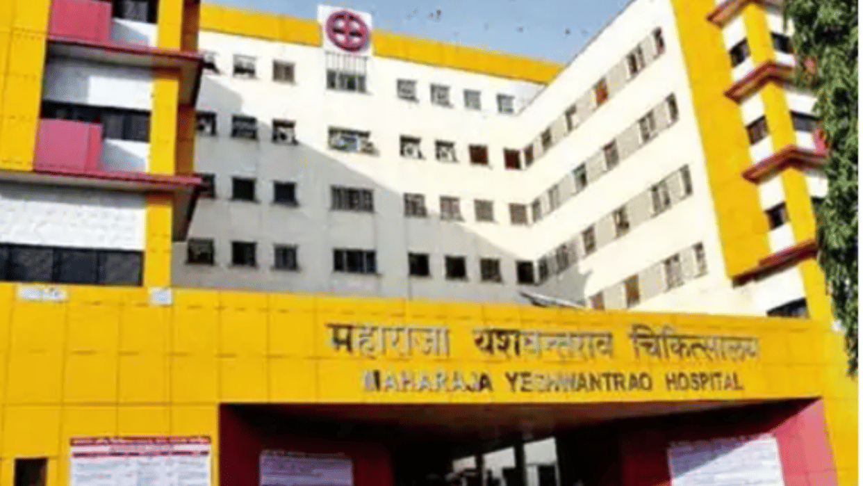 Indore News Woman Abandons Newborn’s Body in Hospital, Caught on CCTV