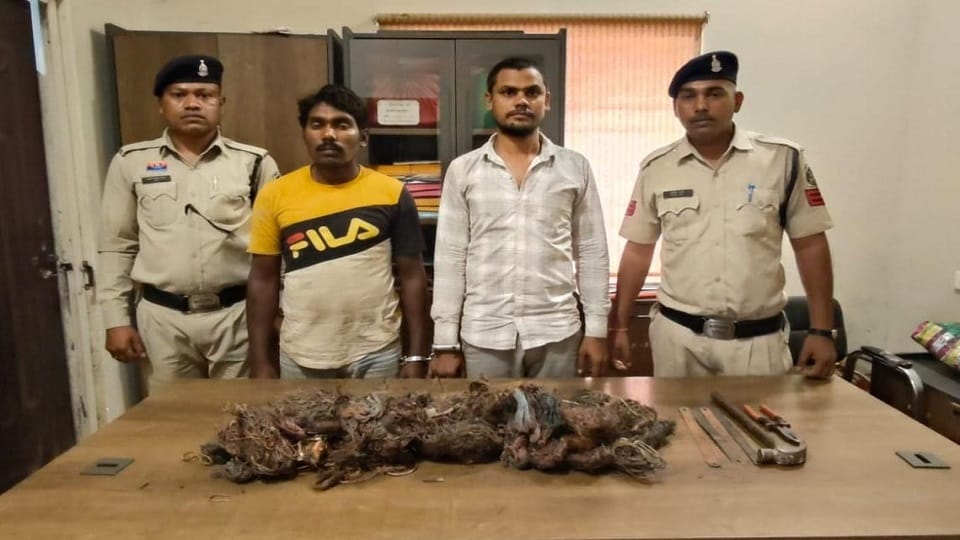 person who stole from former CM Bhupesh Baghel farm was arrested person who bought the goods was also arrested