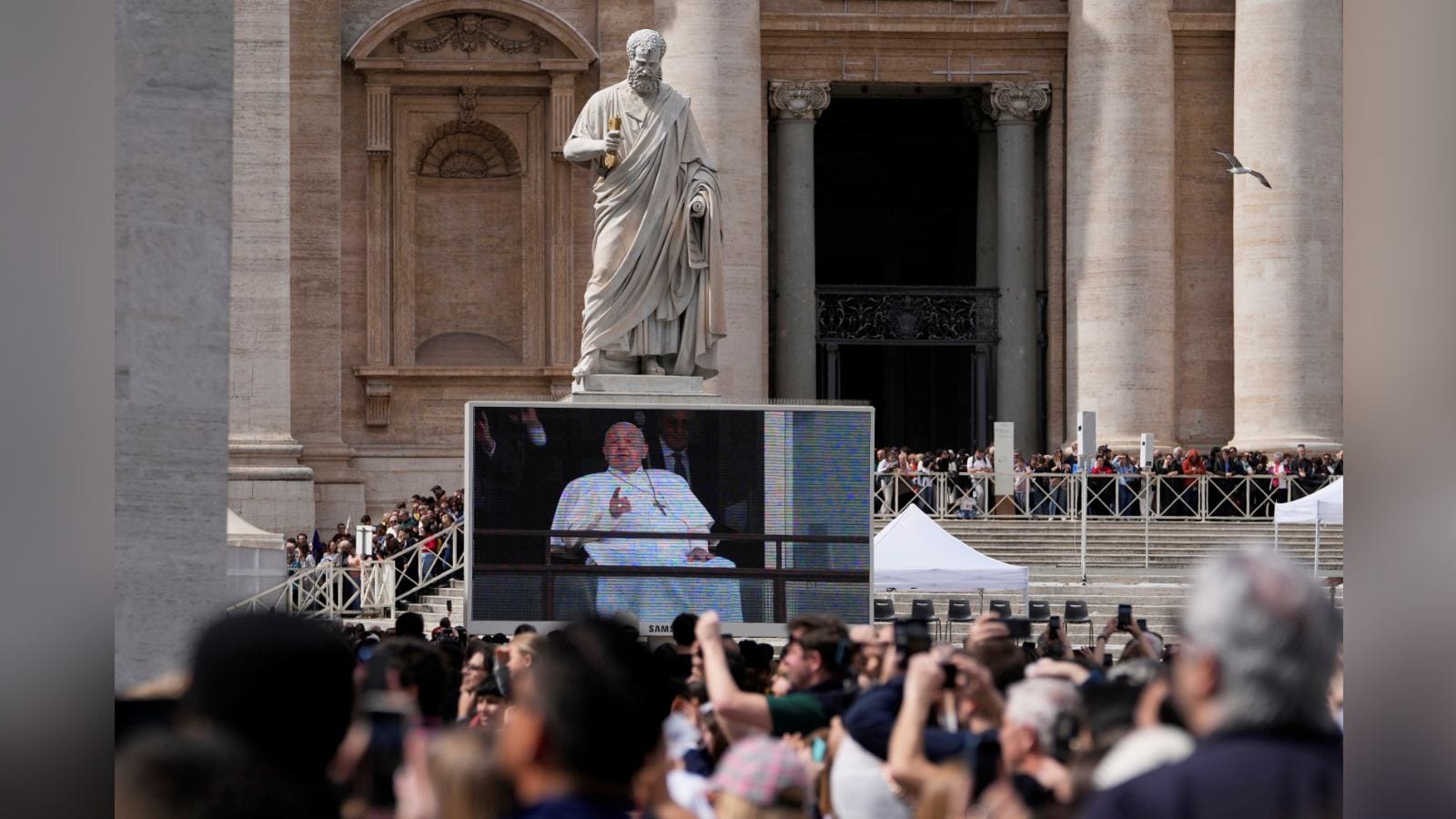 Pope Francis Health release from hospital Hallelujah A day to celebrate and his beloved gelato Photos