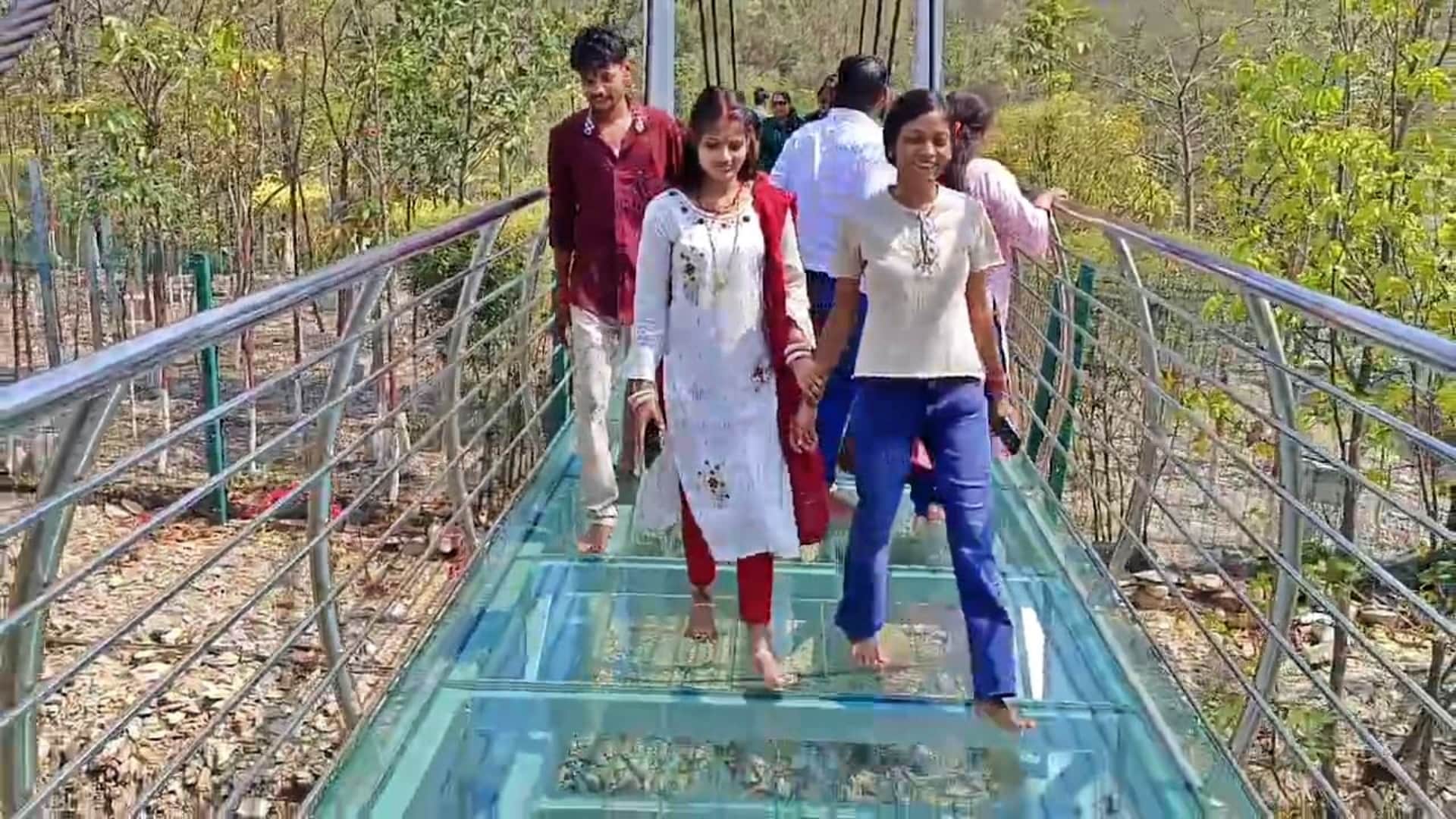 Rajgir: Trouble due to increased crowd in Nature-Zoo Safari, tourists disappointed due to lack of facilities