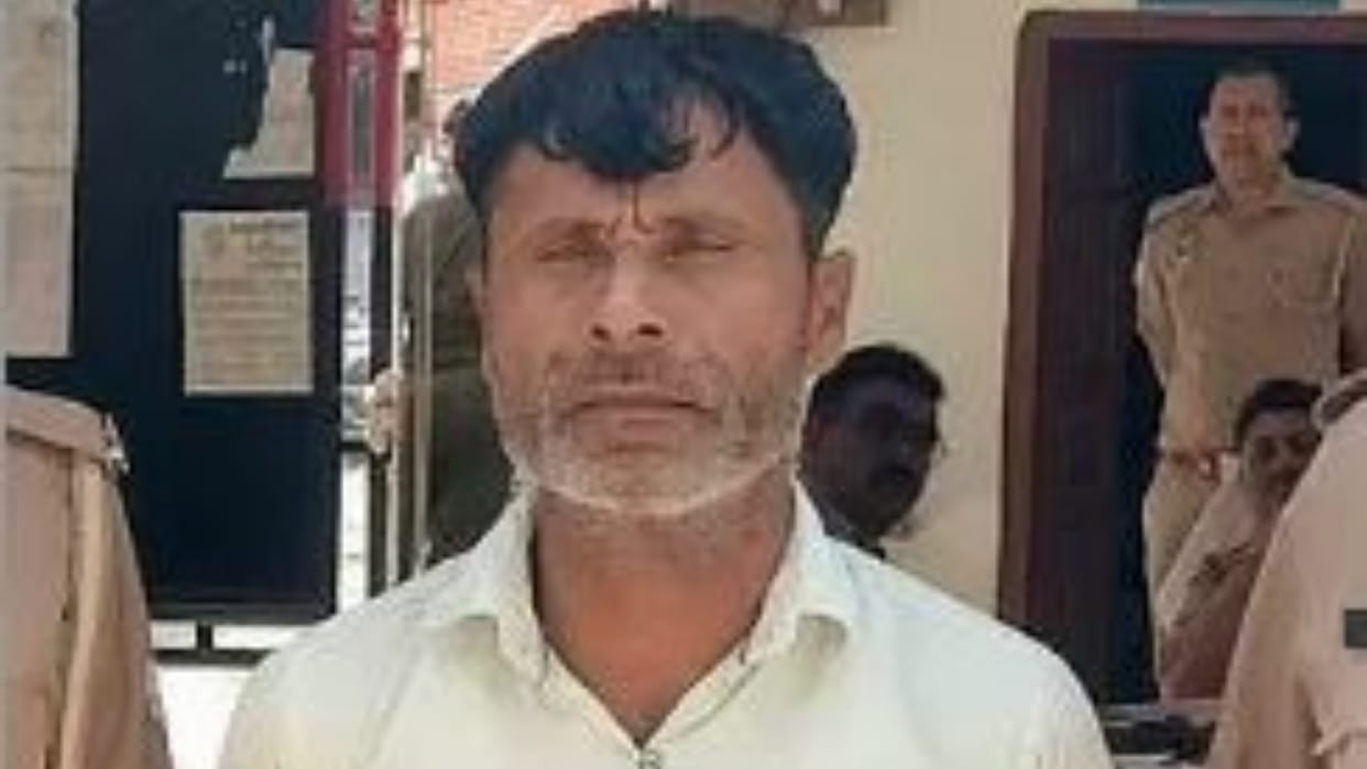 Accused arrested for uprooting mobile tower in Bareilly