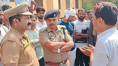 bride Pragati trapped Dilip Yadav in a love trap Seeing property They were in a love relationship before marri