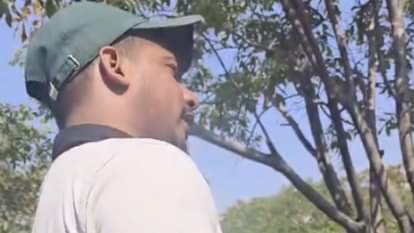 कैमरे में कैद दलाल