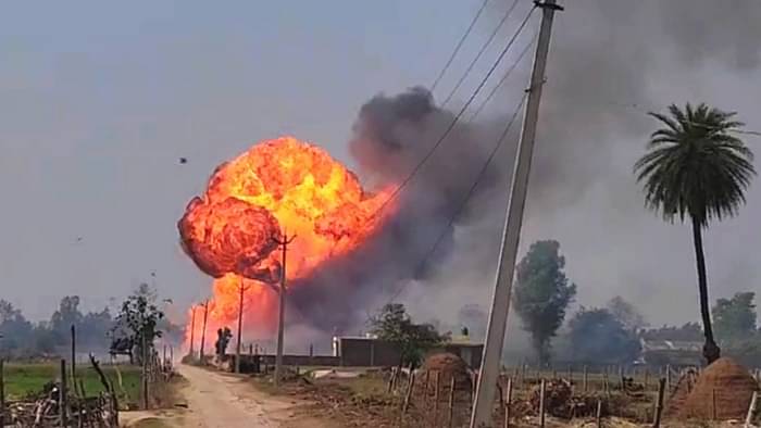 Bareilly Gas warehouse Cylinders Blast truck parked outside an LPG warehouse More than hundred cylinders burst