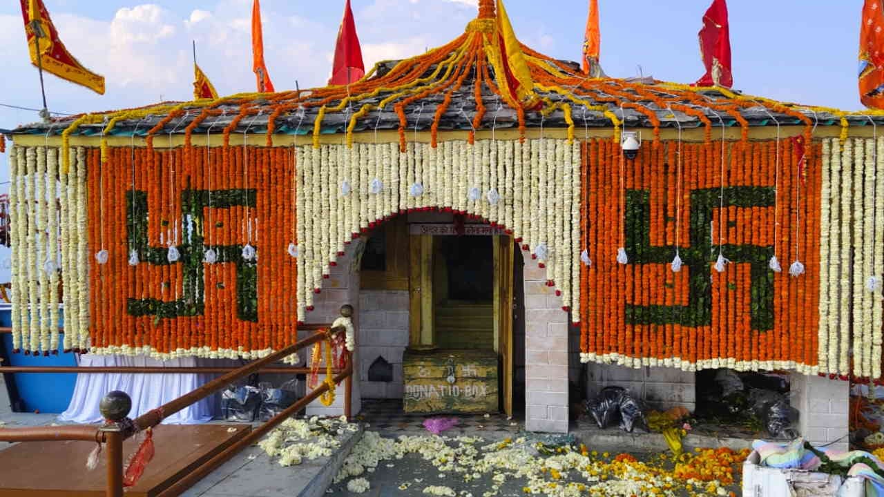 Kartik Swami temple is becoming the first choice of devotees walking track in Uttarakhand Rudraprayag