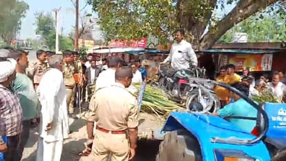 Baghpat: Bike collides with tractor trolley parked on the road at Panchi intersection, youth dies, two injured