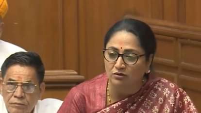 सीएम रेखा गुप्ता