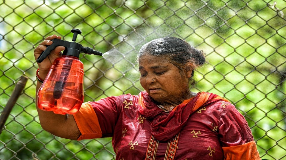 tuesday is the hottest day of this season in delhi temperature on wednesday may cross 40