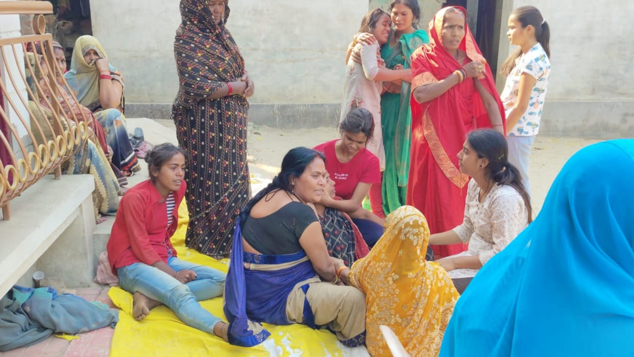 In Gorakhpur, 24 hours later, the body of the missing teenager was found in the Rapti river